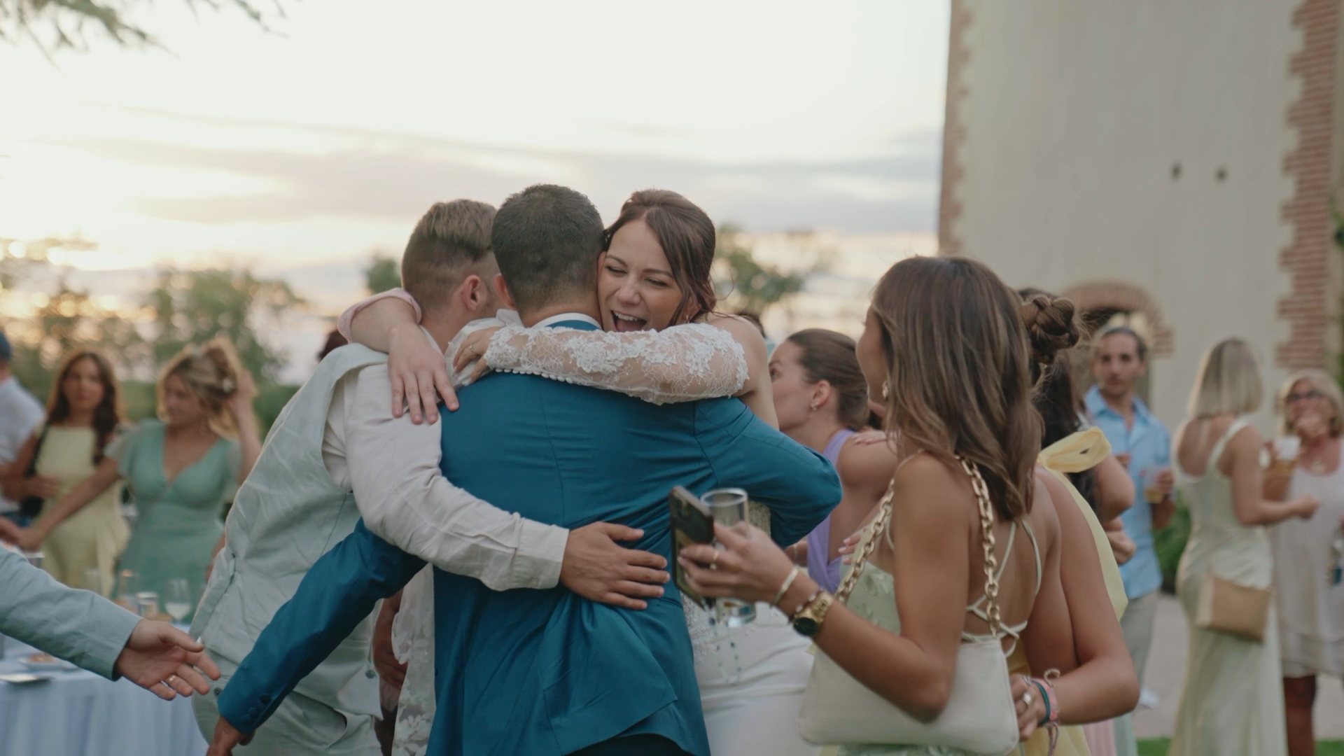 Vidéaste de mariage en tournage